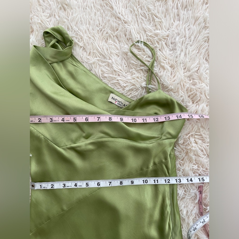 RTR Nicholas Duna one-shoulder satin maxi dress gown slit olive green size 2 - Picture 8 of 15